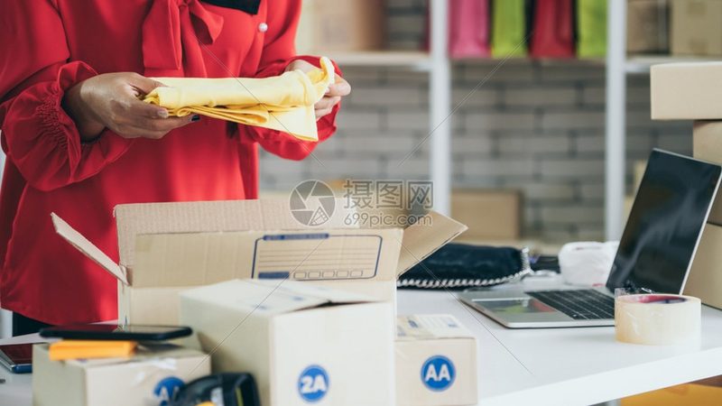 直播带货：揭秘其魅力与挑战